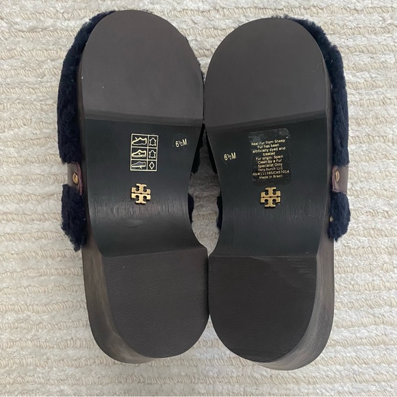 NWT Tory Burch Jessa Shearling Clogs perfect navy - Picture 10 of 14